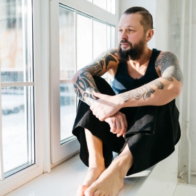 И снова новое большое интервью с Ильей Чертом: портал RockTimes.ru.